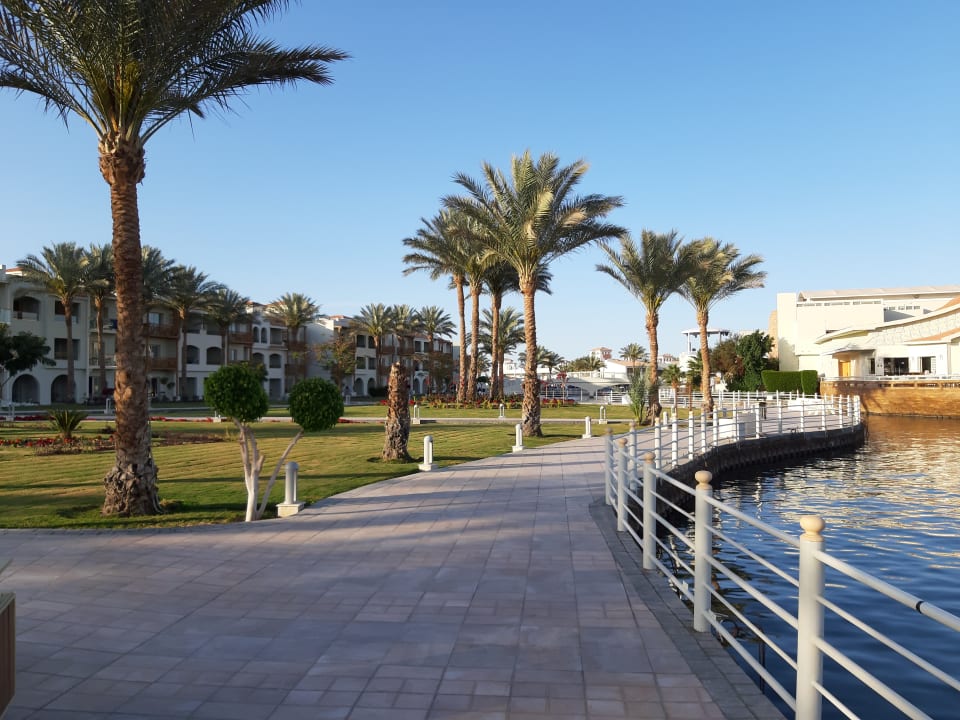 Gartenanlage Pickalbatros Dana Beach Resort - Hurghada