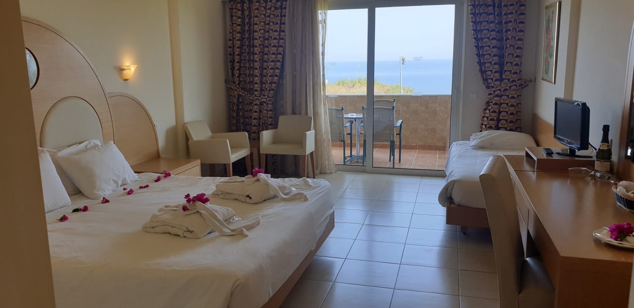 Zimmer Hotel Kalithea Horizon Royal