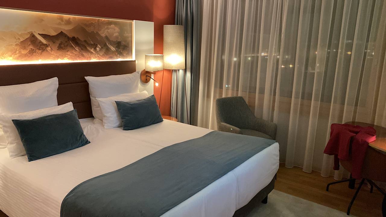 Zimmer Leonardo Hotel Zurich Airport