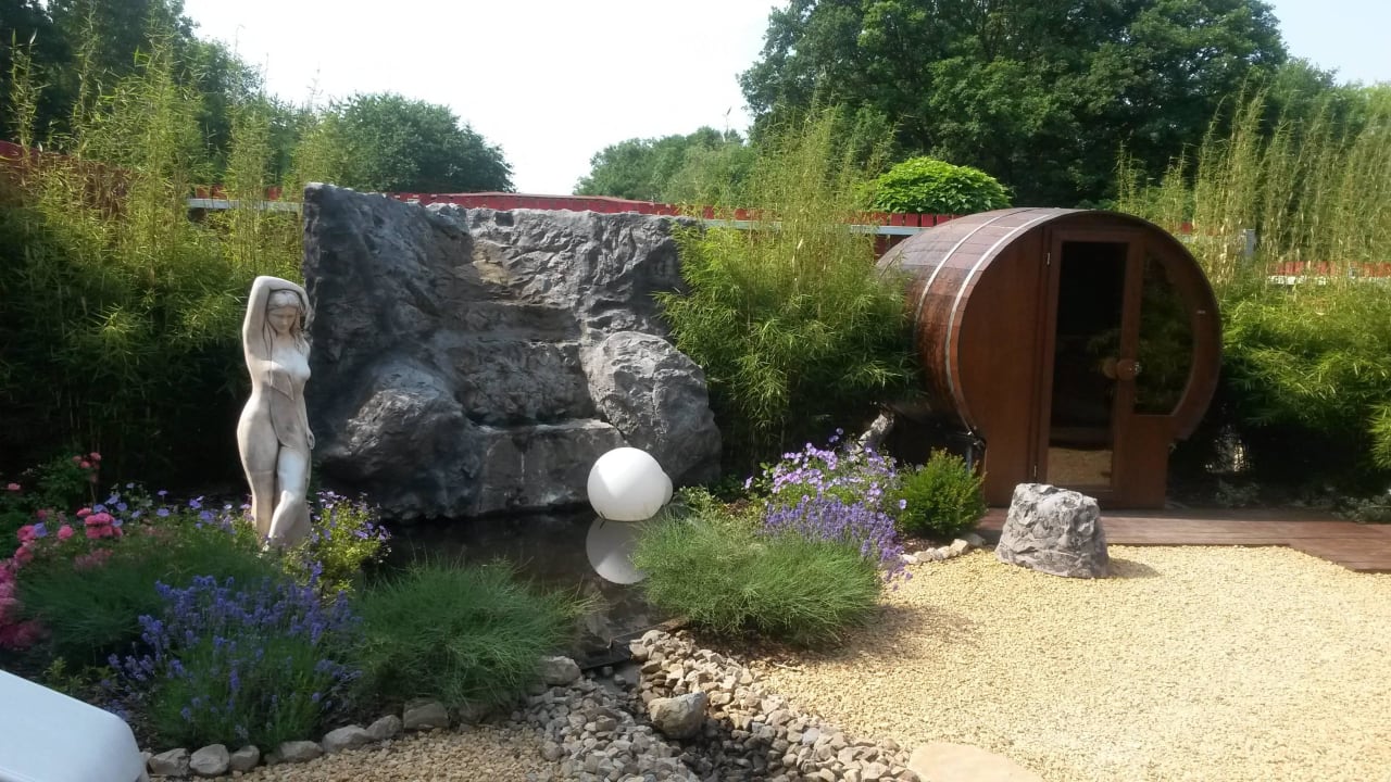 Weindorf Schwarzrinderseen Weindorf am Weinstrand