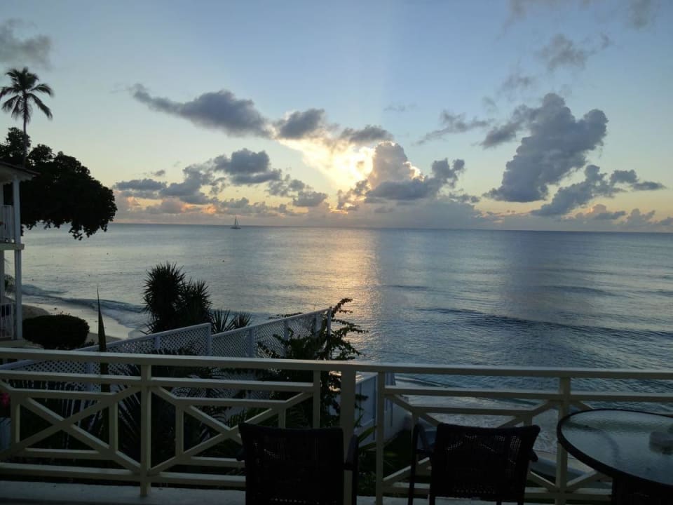 Blick vom Zimmer auf den Strand Treasure Beach - Adults only