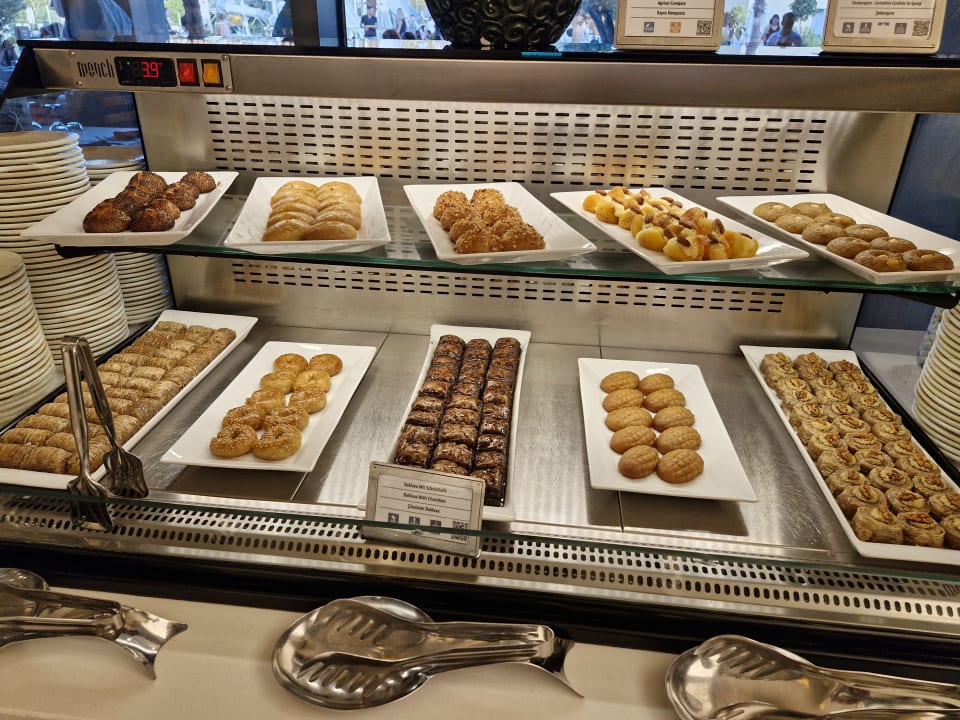 Gastro Jacaranda Luxury Resort