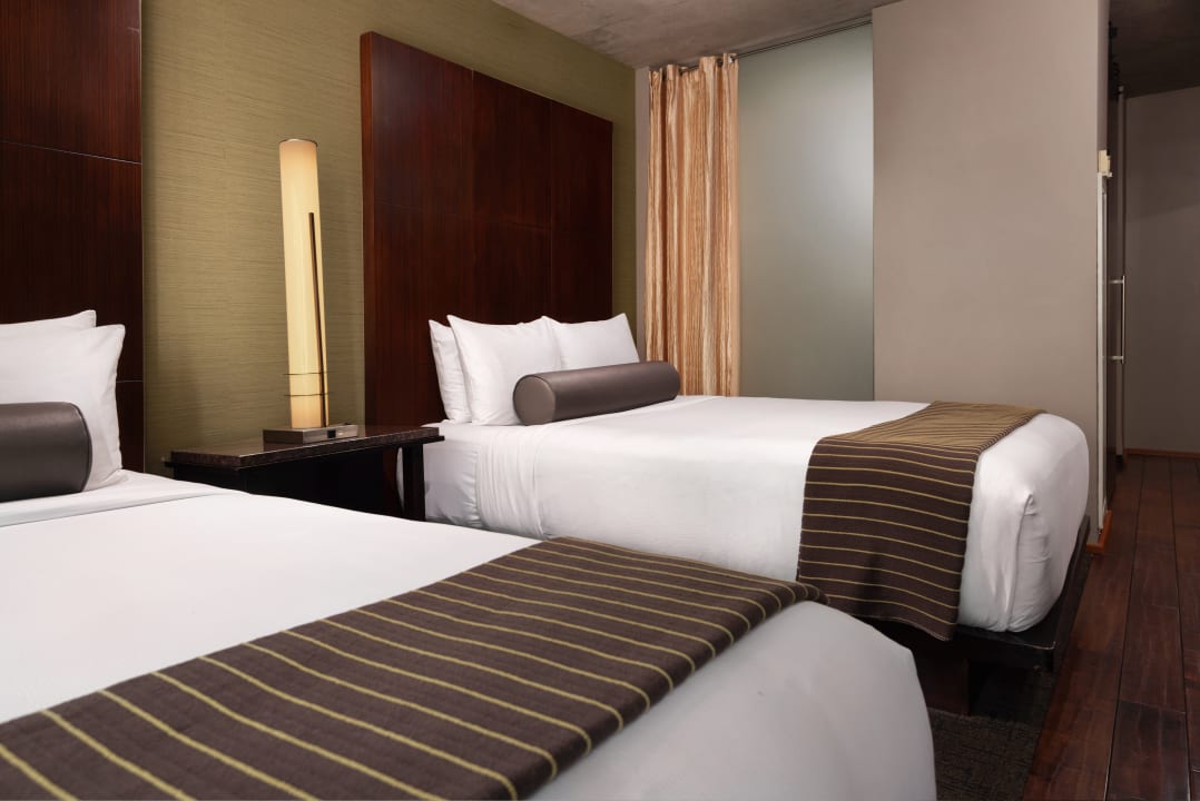 Zimmer Eurostars Magnificent Mile