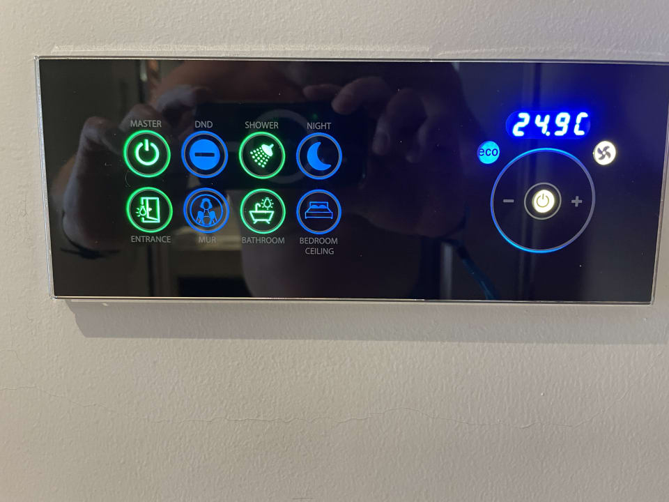 Zimmer Hampton by Hilton Marjan Island