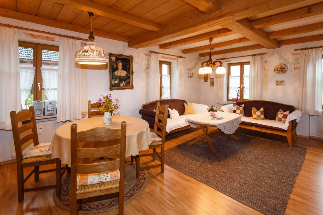 Wohnraum Ferienwohnung Geierstanger