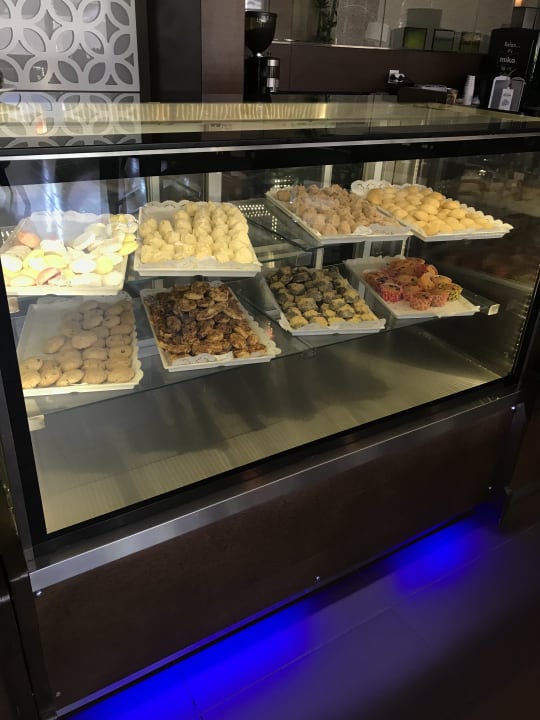 Gastro The Sense Deluxe Hotel