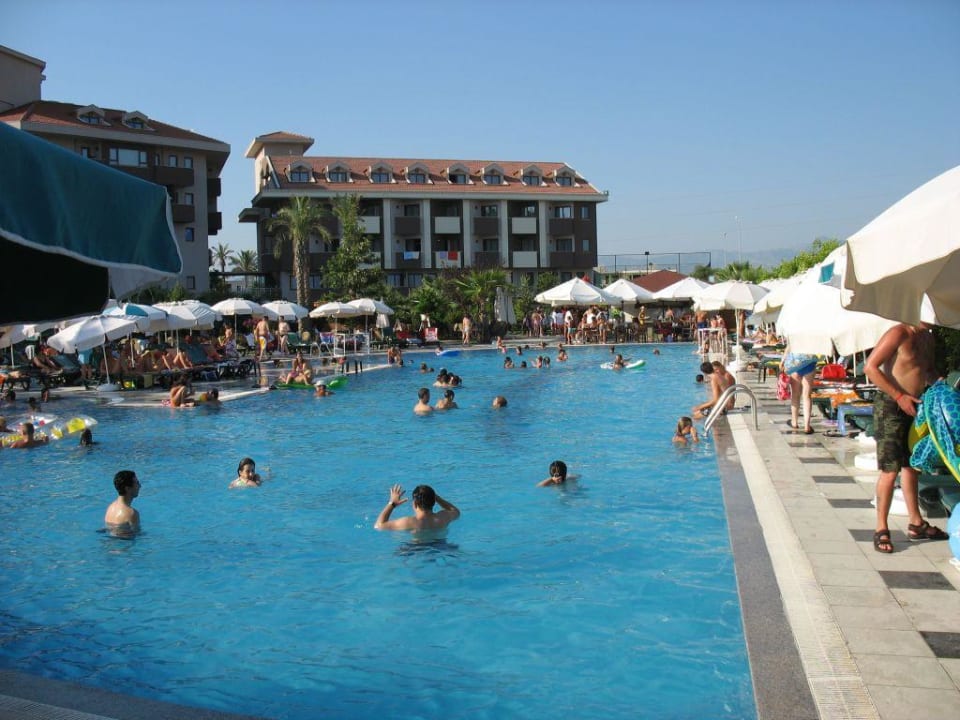 Pool Hane Family Resort