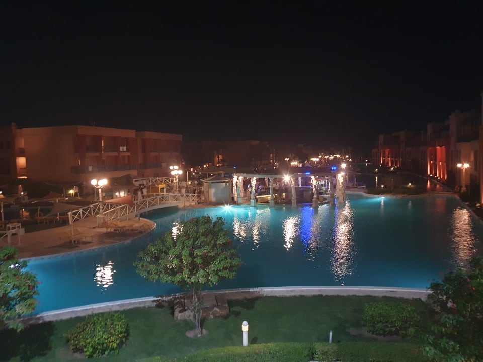 Pool Hotel Titanic Palace