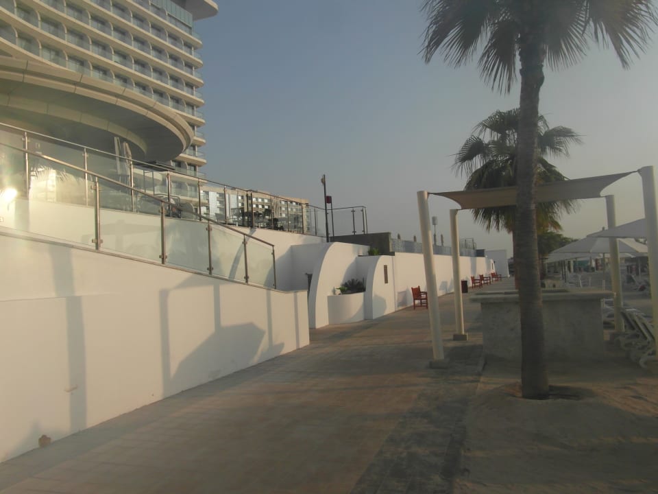 Außenansicht Hampton by Hilton Marjan Island