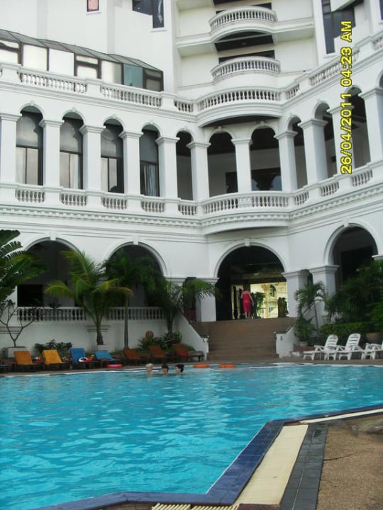 Romeo palace 3 паттайя. Гранд Соле отель Паттайя. Grand sole Hotel Pattaya 3. Тайланд Паттайя Гранд Соле. Отель Grand sole Паттайя 2022.