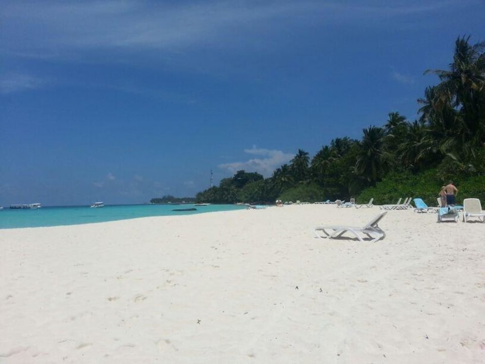 Traumhafter Strand auf Kuramathi Kuramathi Maldives