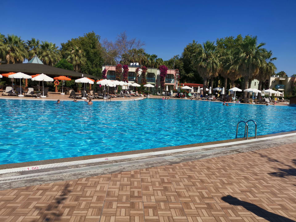 Pool VONRESORT Golden Beach