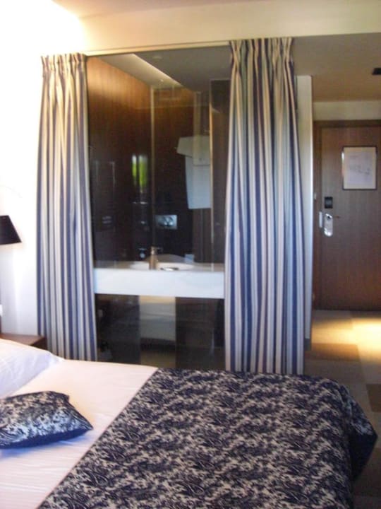 Wand aus Glas Hotel IN Biograd