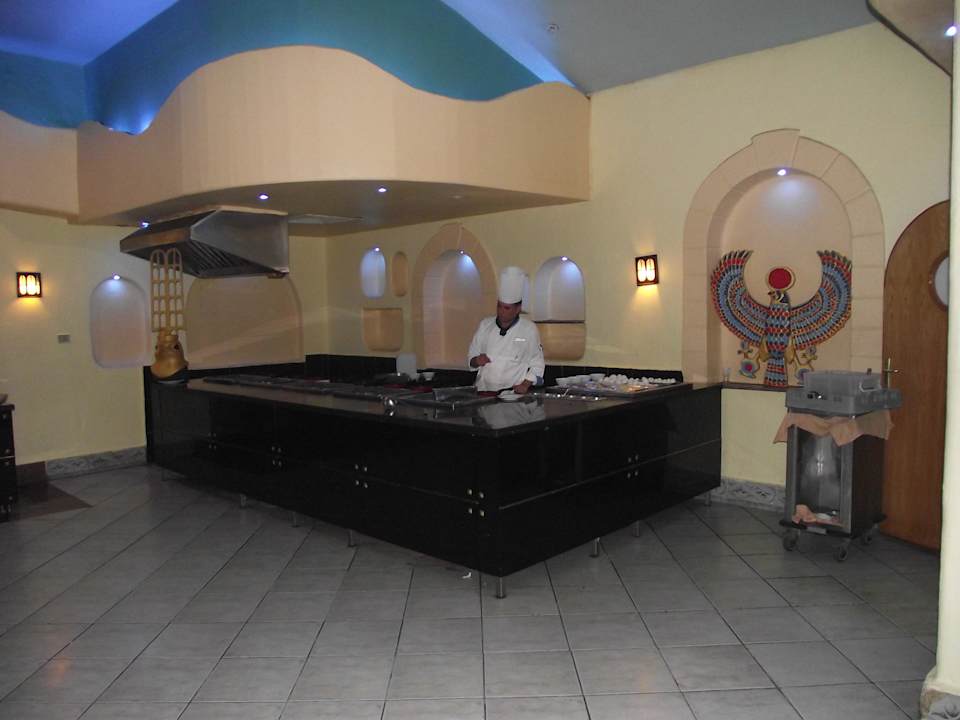 Утренний омлет Pickalbatros Dana Beach Resort - Hurghada
