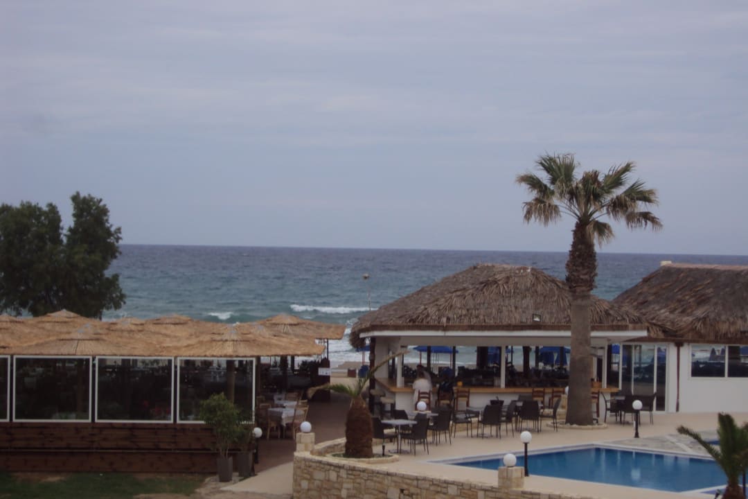 Restaurant HARPIN Happy Days Beach Hotel