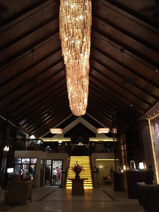 Lobby STORY Seychelles