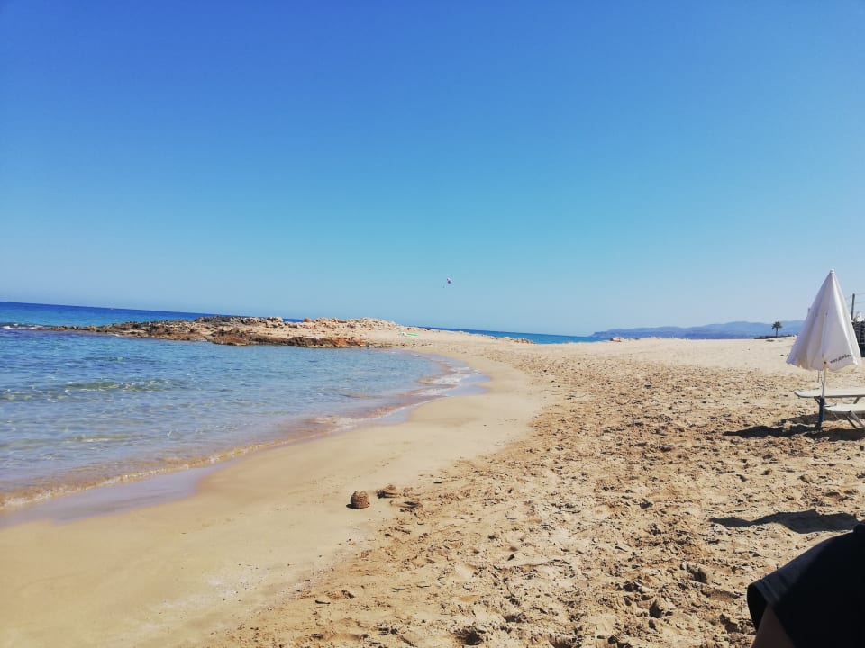 Strand Alexander Beach Hotel & Village Resort