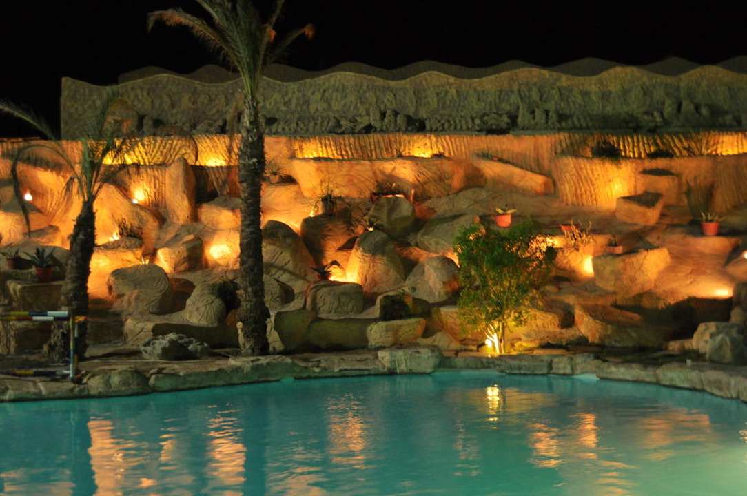 Palm swimming pool Pickalbatros Alf Leila Wa Leila Resort - Neverland Hurghada