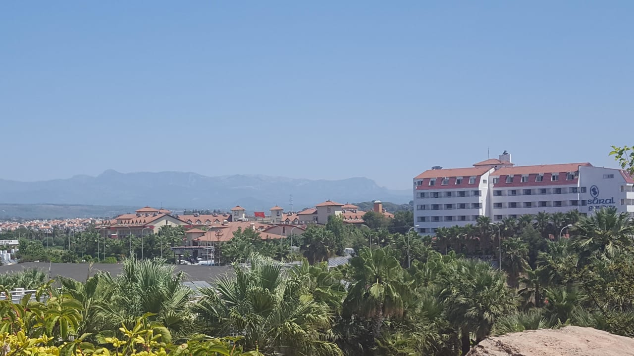 Über den Rutschen VONRESORT Golden Beach