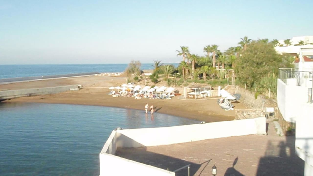 Blick auf den Strand Oscar Resort Hotel