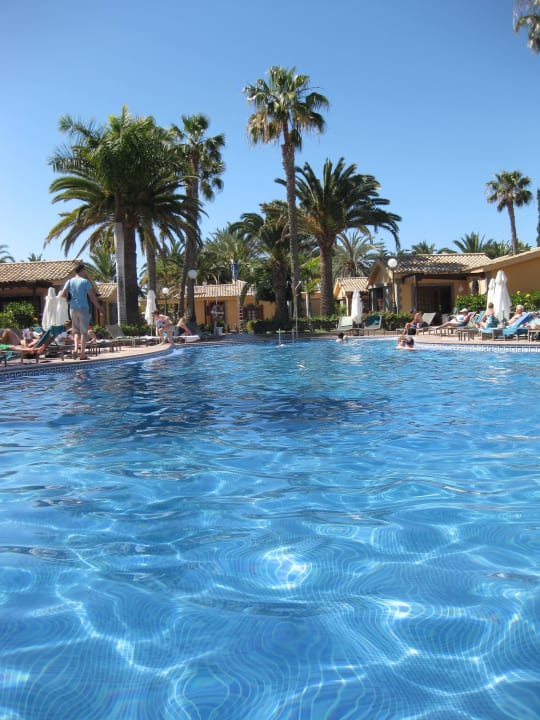 Weiterer Pool in der Anlage Suites & Villas by Dunas