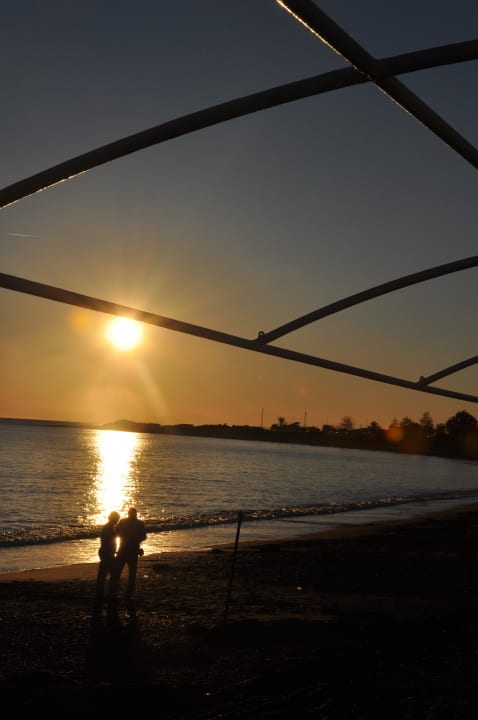 Kurz vor Sonnenuntergang von der Restaurantterrasse Sealife Buket Resort & Beach