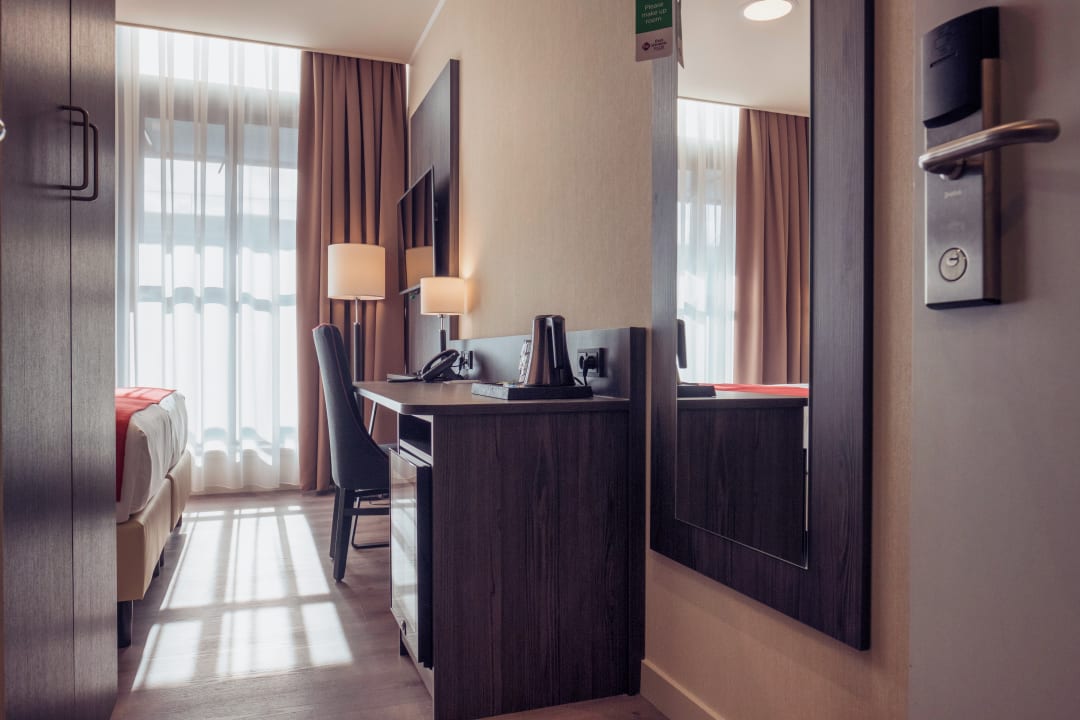 Zimmer PLAZA Premium Den Haag City Center