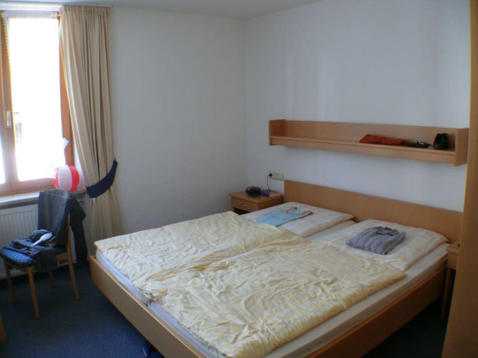 Zimmer (Blick nach rechts) Hotel Königssee