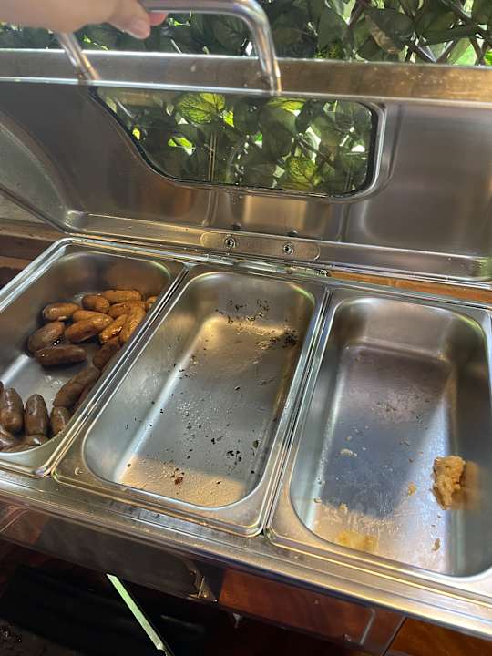 Gastro Adil Villa & Resort