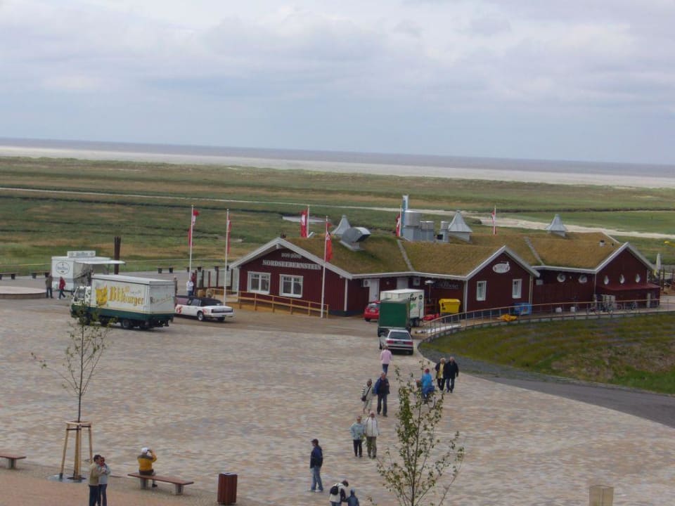 Ausblick Hotelzimmer auf Strandpromenade Strandgut Resort