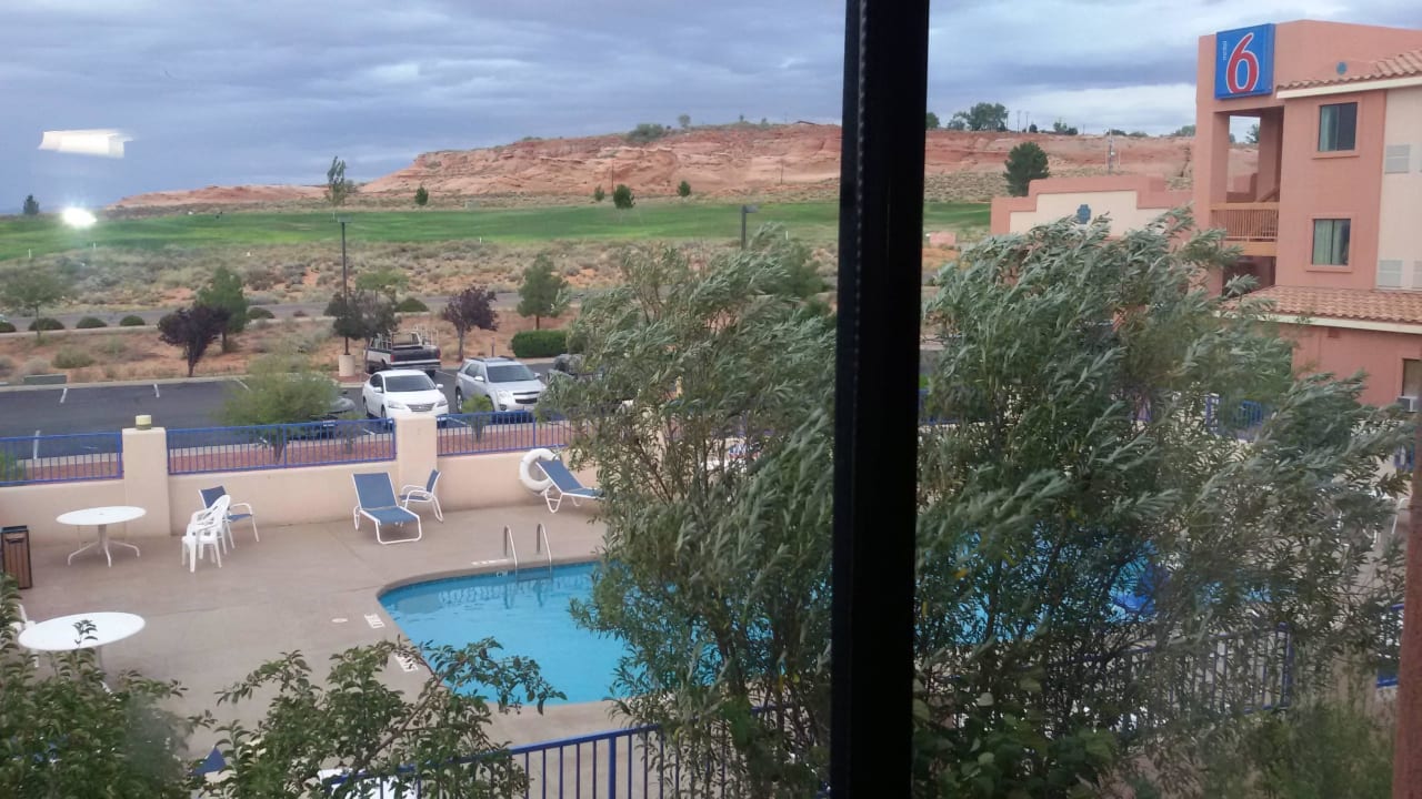 Hotel Motel 6 Page