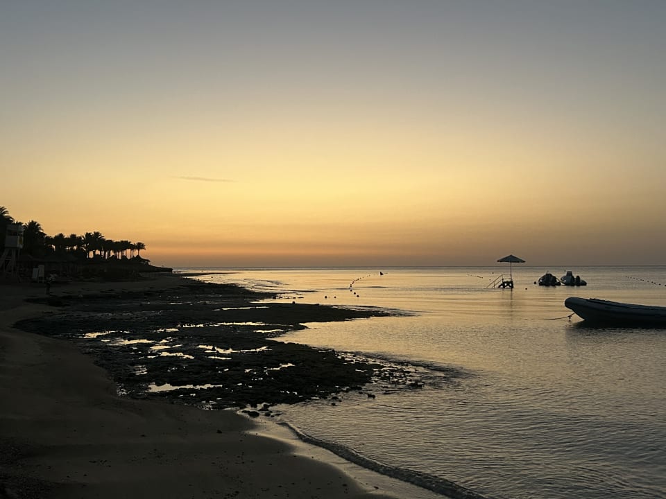 Strand Brayka Bay Resort