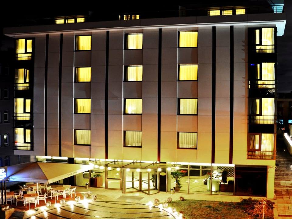 Außenansicht Hotel Niza Park