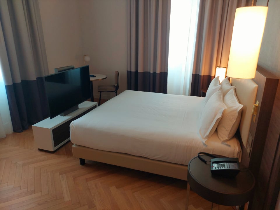 Zimmer DoubleTree by Hilton Trieste