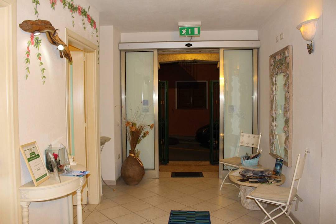 Eingangsbereich B&B Campo Di Farfalle