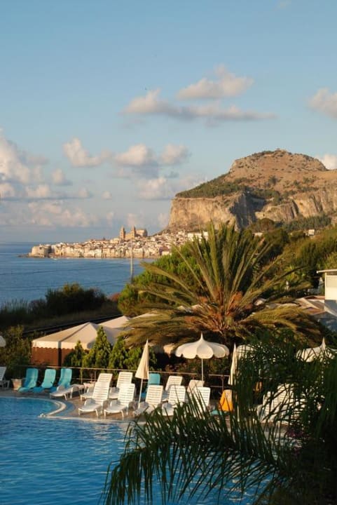 Widok z hotelu Santa Lucia e Le Sabbie d'Oro