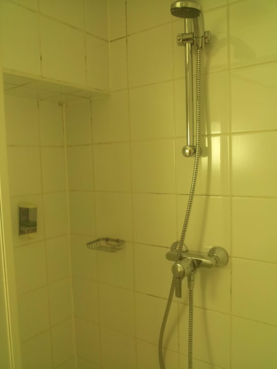 Dusche ibis Bucuresti Gara de Nord