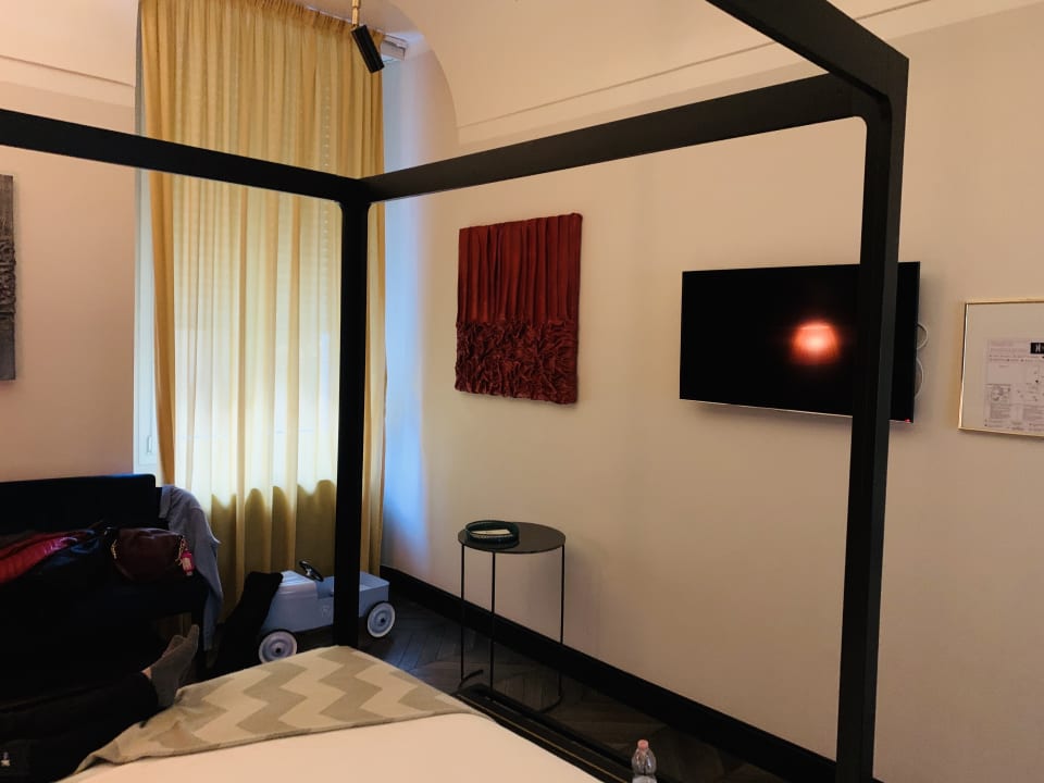 Zimmer The H'All Tailor Suite