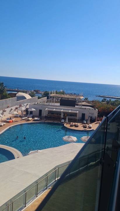 Außenansicht Rubi Platinum Sign