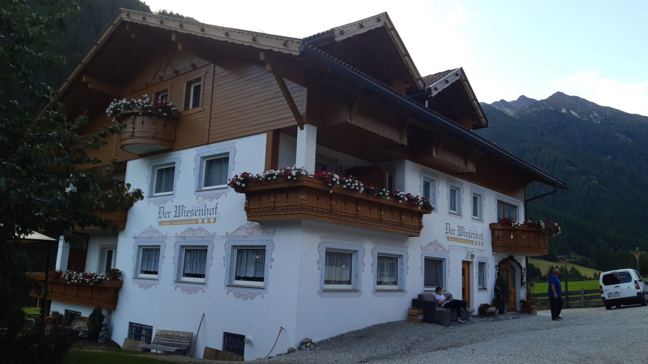 Außenansicht Der Wiesenhof