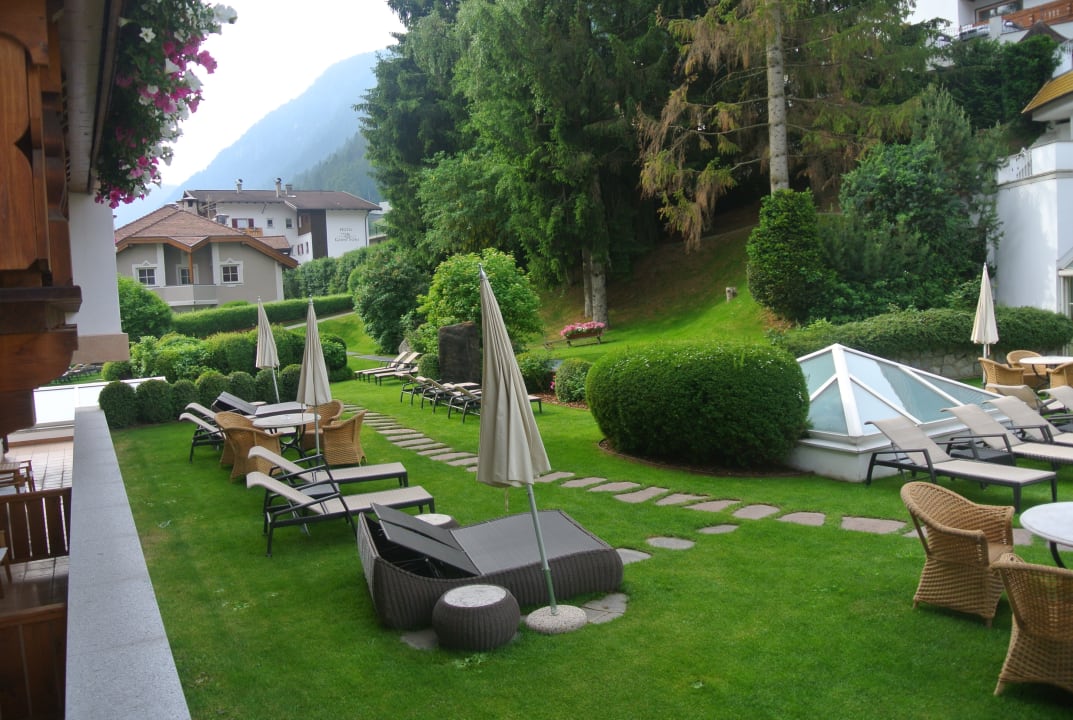 Gartenanlage Hotel Gardena Grödnerhof