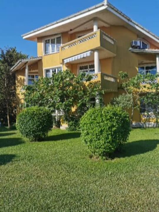 Außenansicht Blue Orange Beach Resort