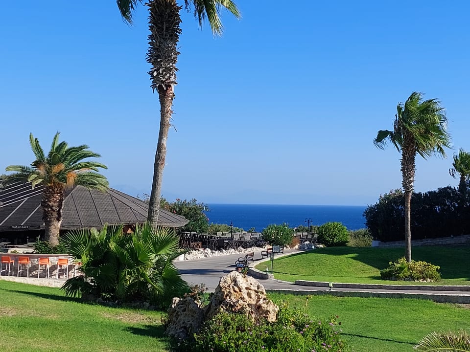 Gartenanlage Hotel Kalithea Horizon Royal