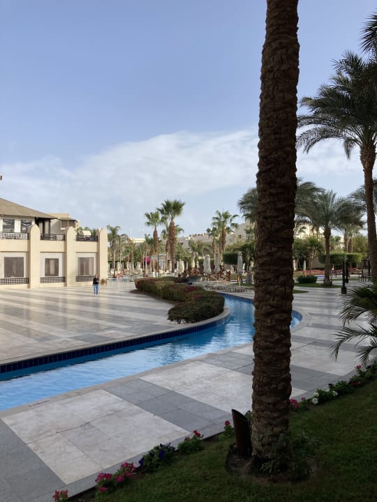 Pool Steigenberger Aqua Magic