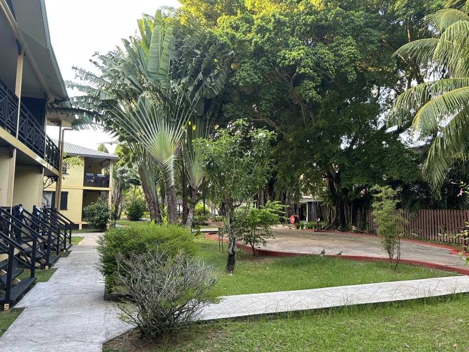 Gartenanlage Berjaya Beau Vallon Bay Resort & Casino