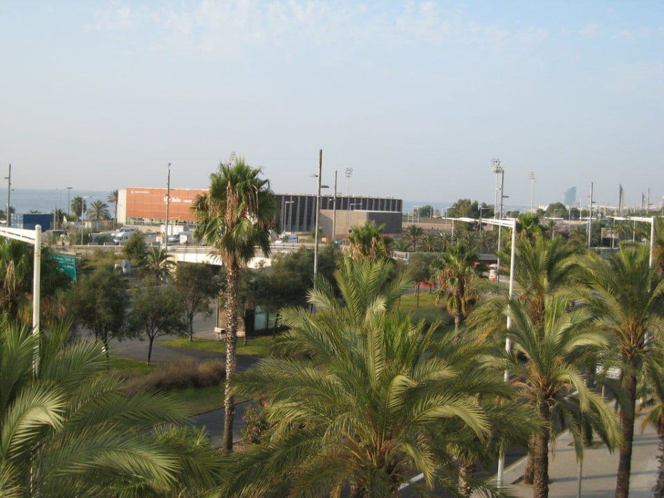Ausblick Richtung Zentrum & Meer von der 3. Etage Occidental Atenea Mar - Adults only