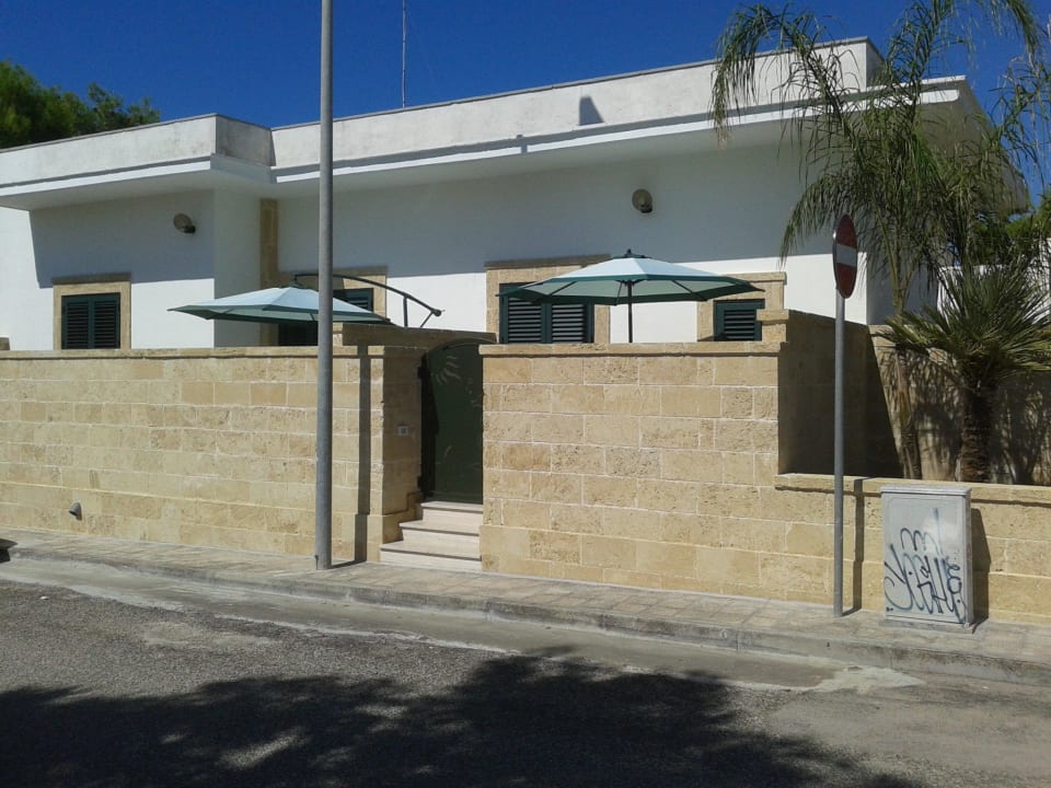 Recinzione Esterna Casa Vacanze Roberto