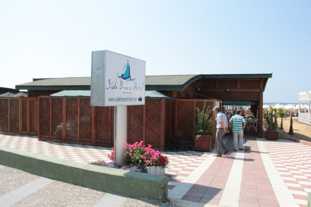 Jeden Tag Kontrolle  Side Breeze Hotel