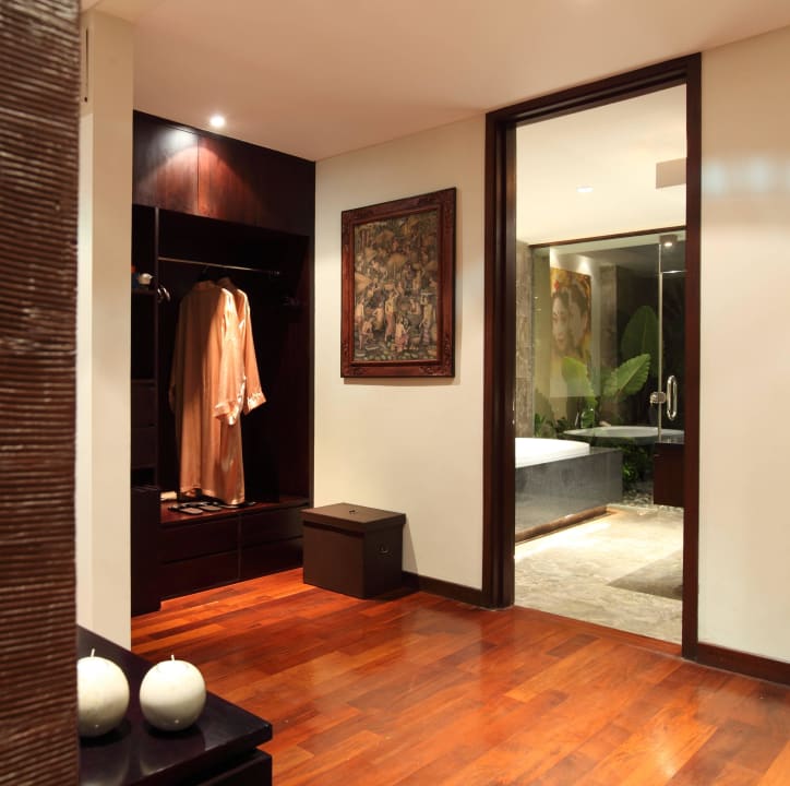 Two Bedroom Villa - Bathroom Mahagiri Villas Sanur