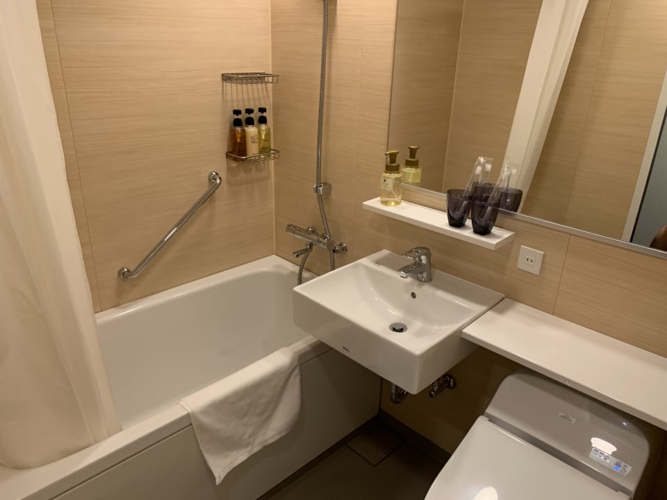 Zimmer hotel androoms Shin-Osaka